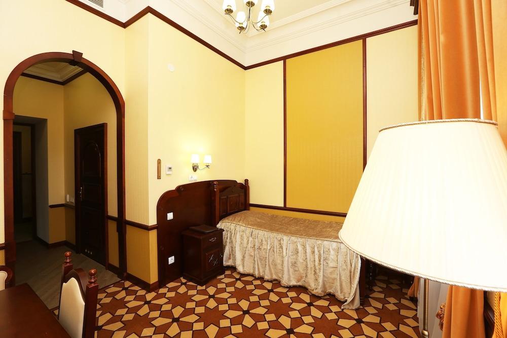 Garni Hotel Μινσκ Εξωτερικό φωτογραφία